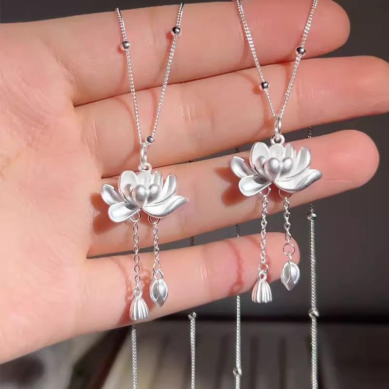 Lotus Tassel Necklace For Women Elegant Lotus And Seedpod Pendant Minimalist Luxury Small Batch Necklace