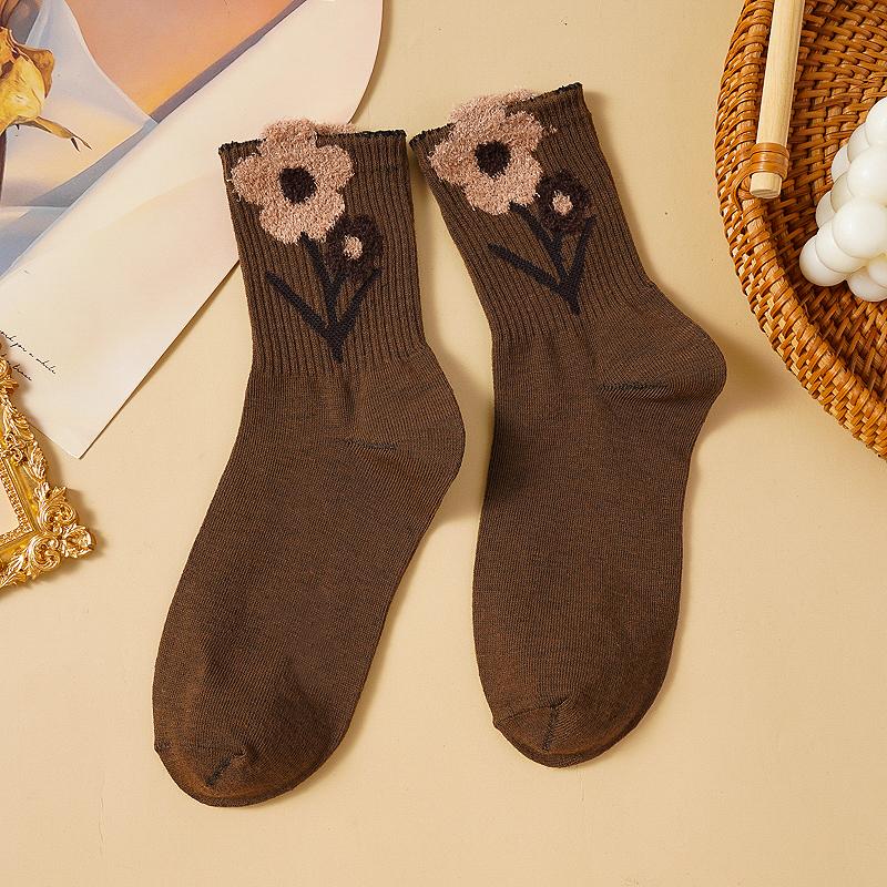 5 Pairs Women's Brown Retro Mid-tube Socks Autumn Winter Warm Pile Socks College Style Socks