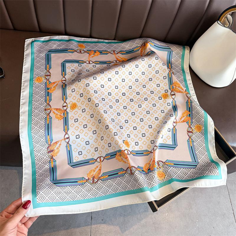 Light luxury chain simulation silk printing silk scarf square scarf high-end shawl sunscreen neck small square scarf headscarf scarf women