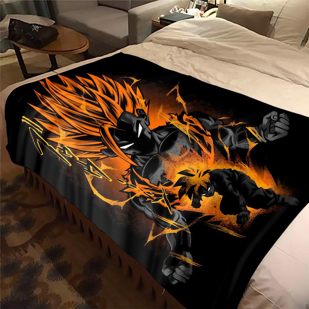 1pz Coperta in Flanella con Stampa Dragon Ball Super, Alta Qualità per Tutte le Stagioni, Decorazione per la Casa, Calore e Comfort, Perfetta per Regali di Natale