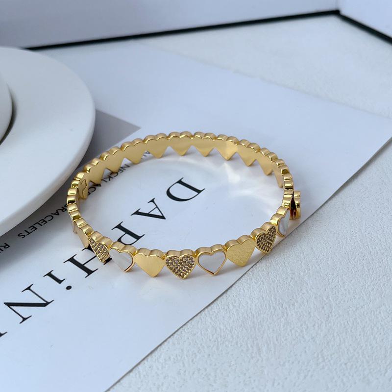 Exquisite Heart-Shaped Metal Bangle with Natural Shell & Zircon Inlay