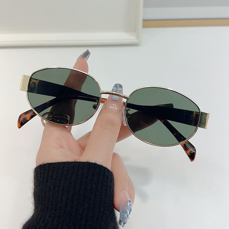 1pc Women's Oval Metal Fashion Glasses, Lightweight & Durable, Ideal for Casual Wear & Stylish Accessories.