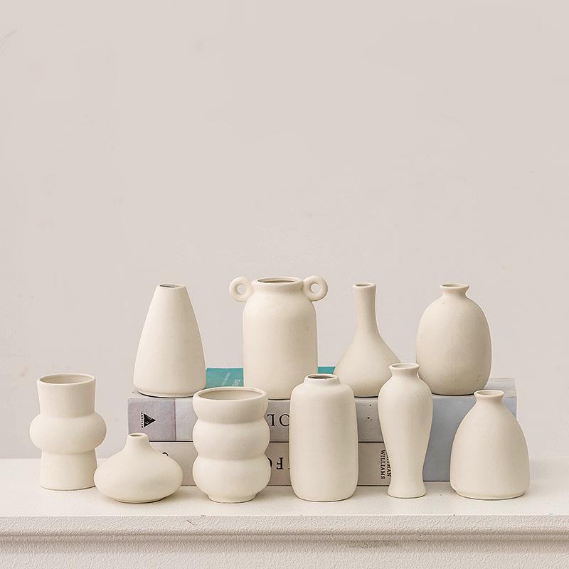 Nordischer Weißer Kleiner Weinschrank Vase: Einfaches Blumenarrangement für Wohnzimmer oder Schreibtischdekoration