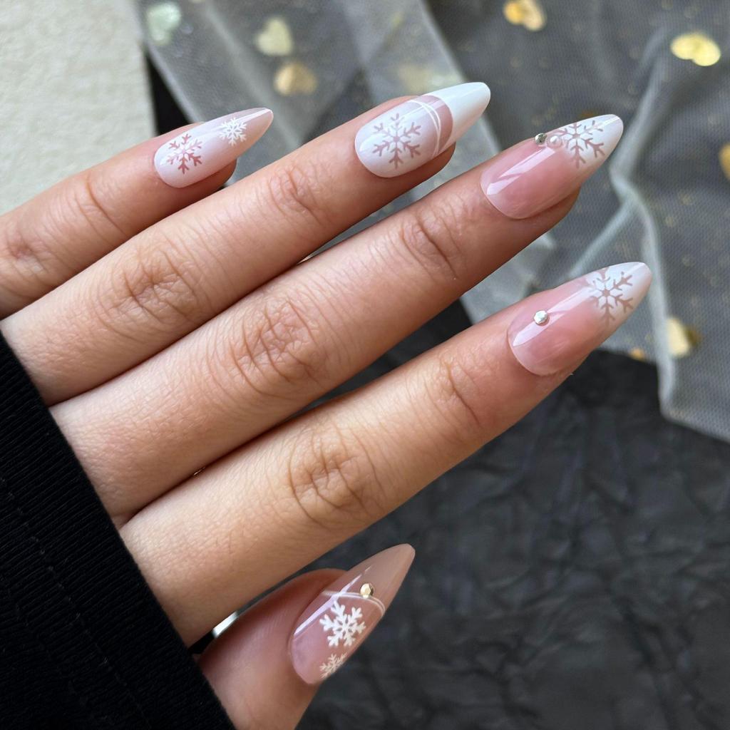 Winter Sparkle Diamond Snowflake Nail Art - 24 Almond-Shaped French Wearable Nails