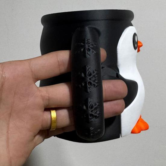 Penguin Ice Cream Pint Holder with Spoon Snack Drawer Reusable Ice Cream Containers Popsicle Holders Beer Can Cup Sleeve
