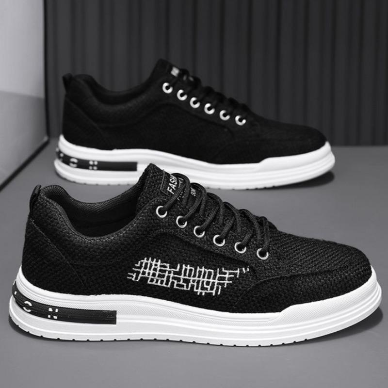 

Модні чоловічі кросівки для бігу на повітряній подушці. Чоловічі весняно-осінні нові модні дихаючі м’які кросівки для чоловіків. 44 чорний