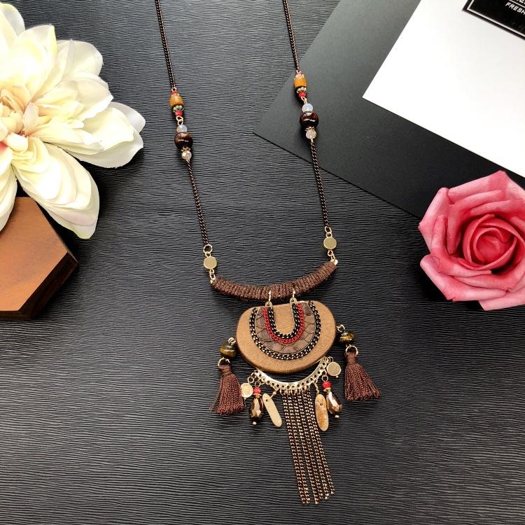Eastern European style handmade retro fringed long necklace light luxury simple sweater chain crystal pendant versatile accessories