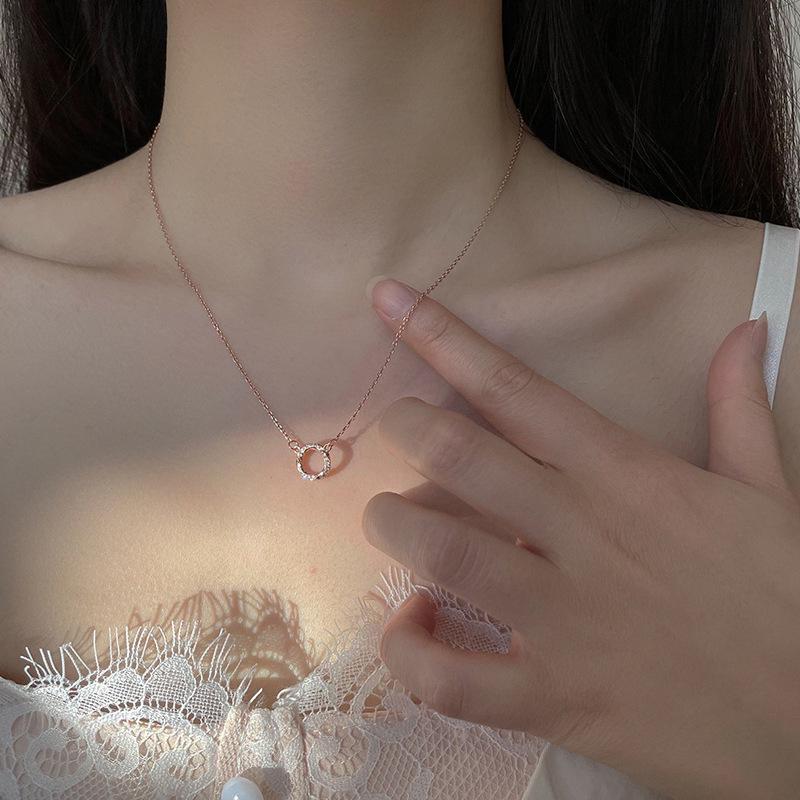 

Ожерелье из титановой стали в виде ленты Мёбиуса: Женское геометрическое круглое кольцо, цепочка для ключицы и свитера