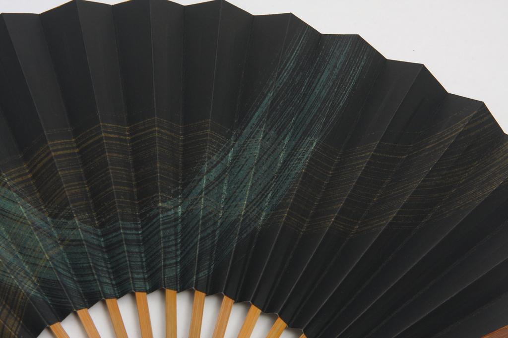 Hasegawa Kyoto Fan, Kasumi, Large, Handmade by Kyoto Artisans, Includes Fan Bag and Presentation Box, Green