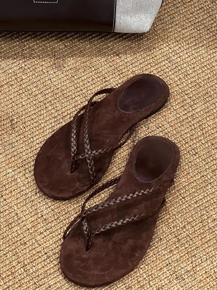 Cowhide version~ Niche beach vacation flat-bottomed flip-flops women's sandals