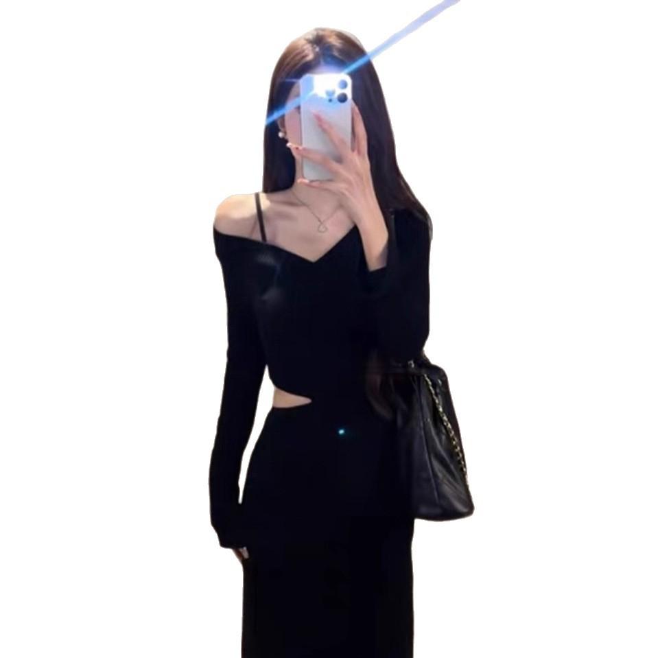 French Black Off-the-shoulder V-neck Long-sleeved Dress, Autumn Dress for Women, Small Man with Waist Temperament, Waist-exposed, Bottom-up Dress
