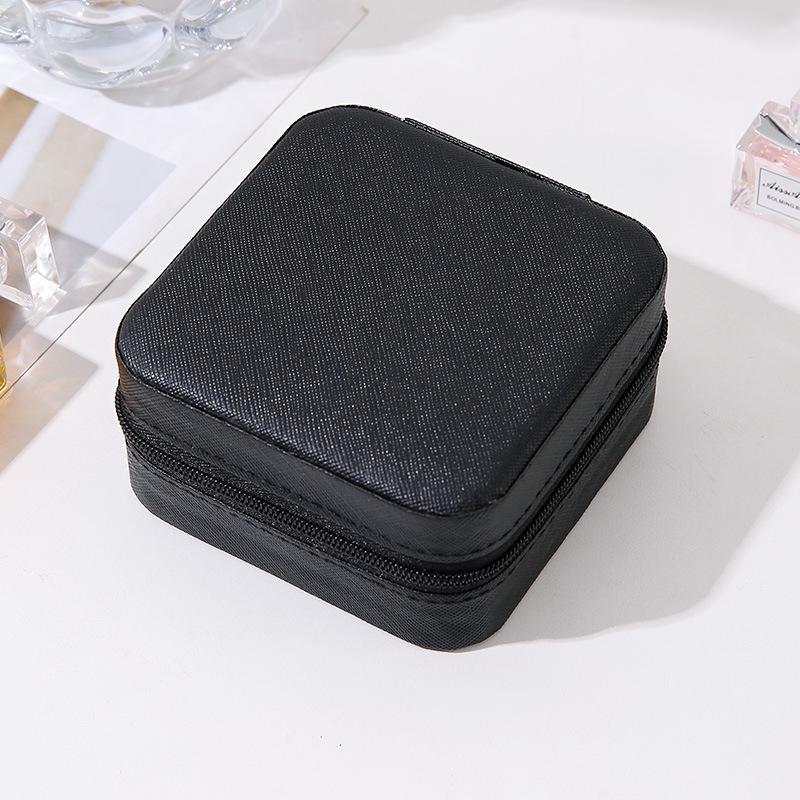 

Элегантная портативная шкатулка для хранения сережек, ожерелий и колец