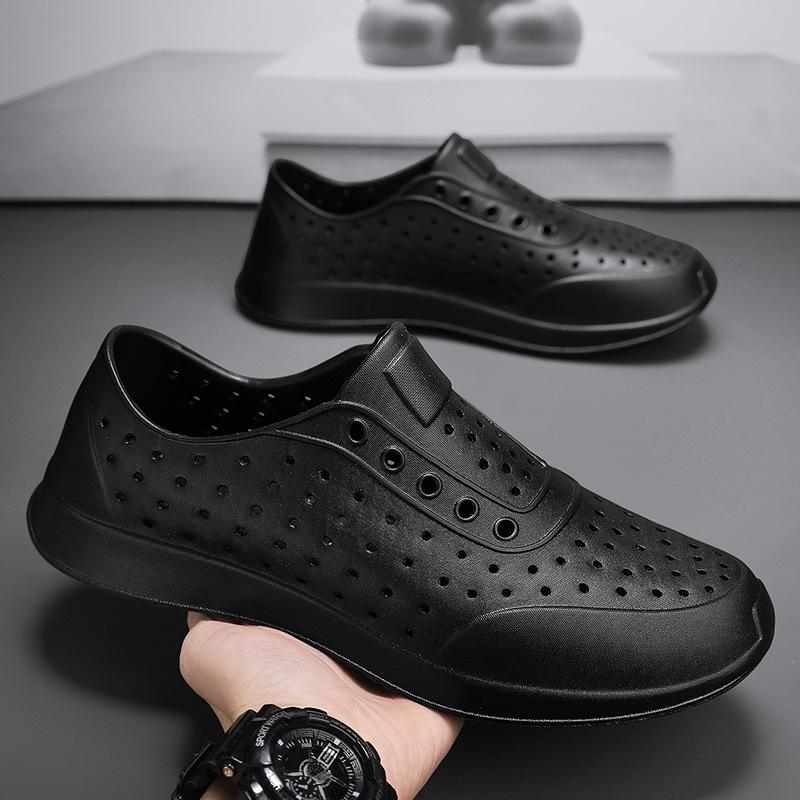 LUCHI Summer Sports Waterproof Closed-Toe Sandals for Couples