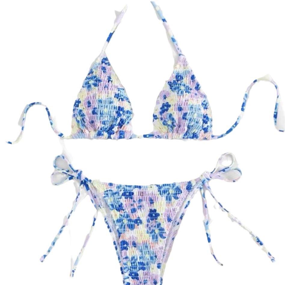 Geblümtes Plissee-Bikini mit Softcups für kleine Oberweite - Perfekt für Badeurlaube und heiße Quellen