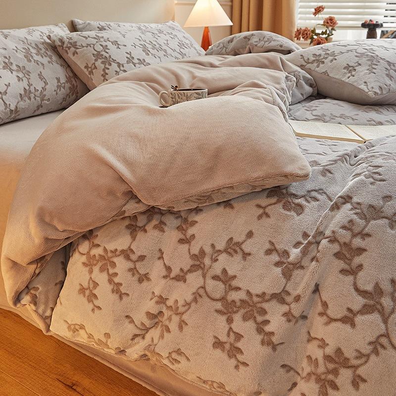 Thickened Milk Fleece Bed Four-Piece Set Coral Flannel Bedding Fluffy Quilt Cover Bed Sheet Human Bed Hat