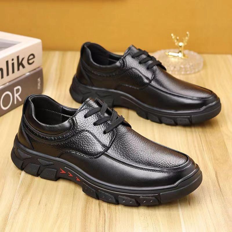 Spring new men's business casual leather shoes soft sole soft surface light men's leather shoes lace up round head men's shoes