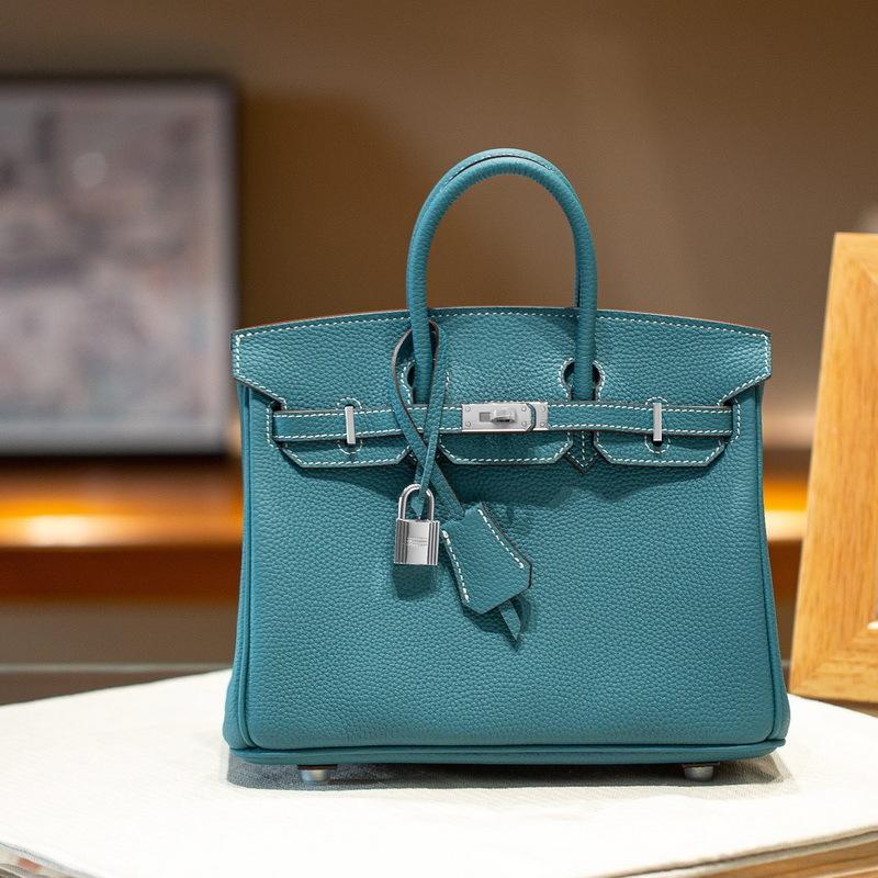 Gold buckle silver buckle top layer cowhide togo leather platinum bag (togo-2530BK)