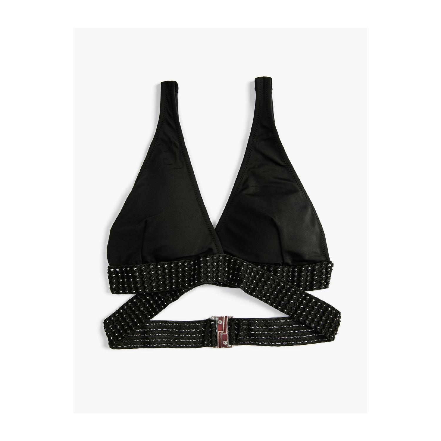 

Топ бикини без косточек с треугольной вышивкой и крестиком