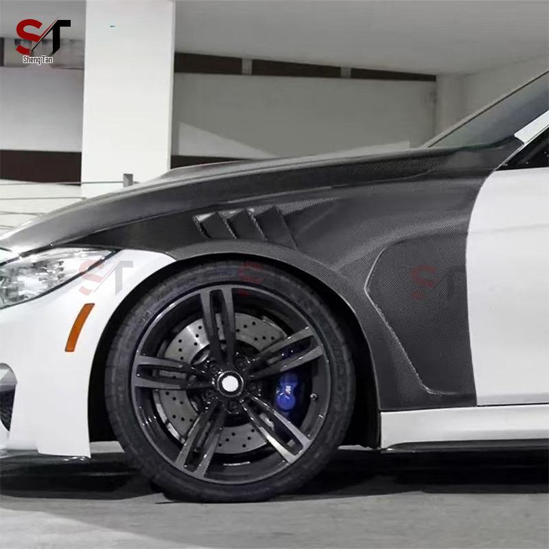 BMW M4 F82 Carbon Fiber Fender Flares Body Kit