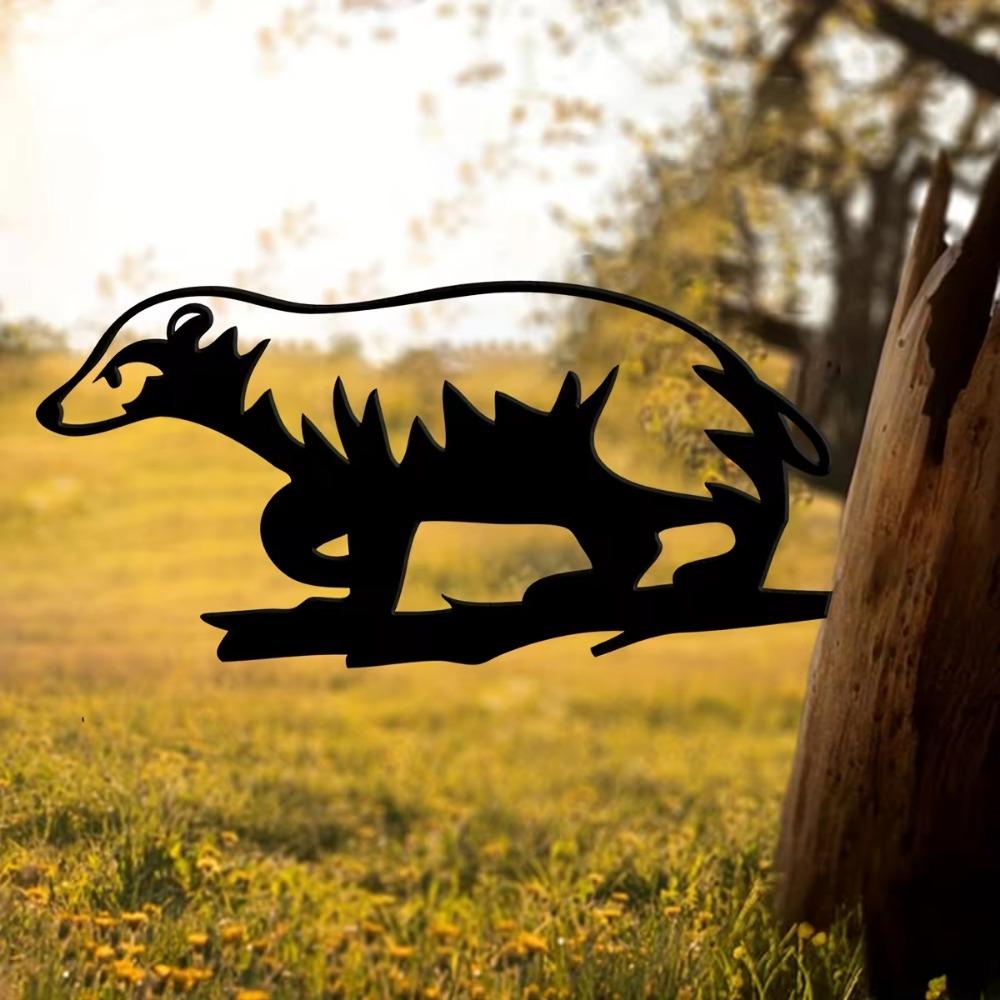 Metal Badger On Branch Silhouette Rustic Outdoor Decor with Hammer Stake, Perfect for Home & Garden, Housewarming Gift
