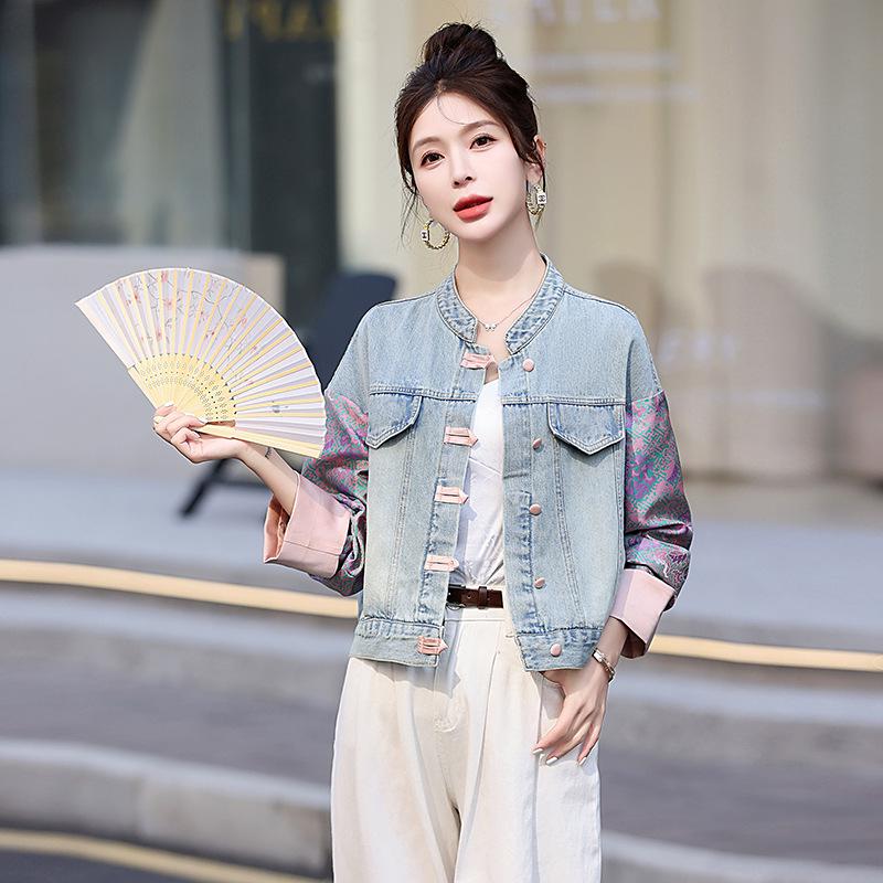 

Women s Retro Chinese-Style Jacquard Denim Jacket, Spring 2025, Color Block Fashion L (120-130 jin)
