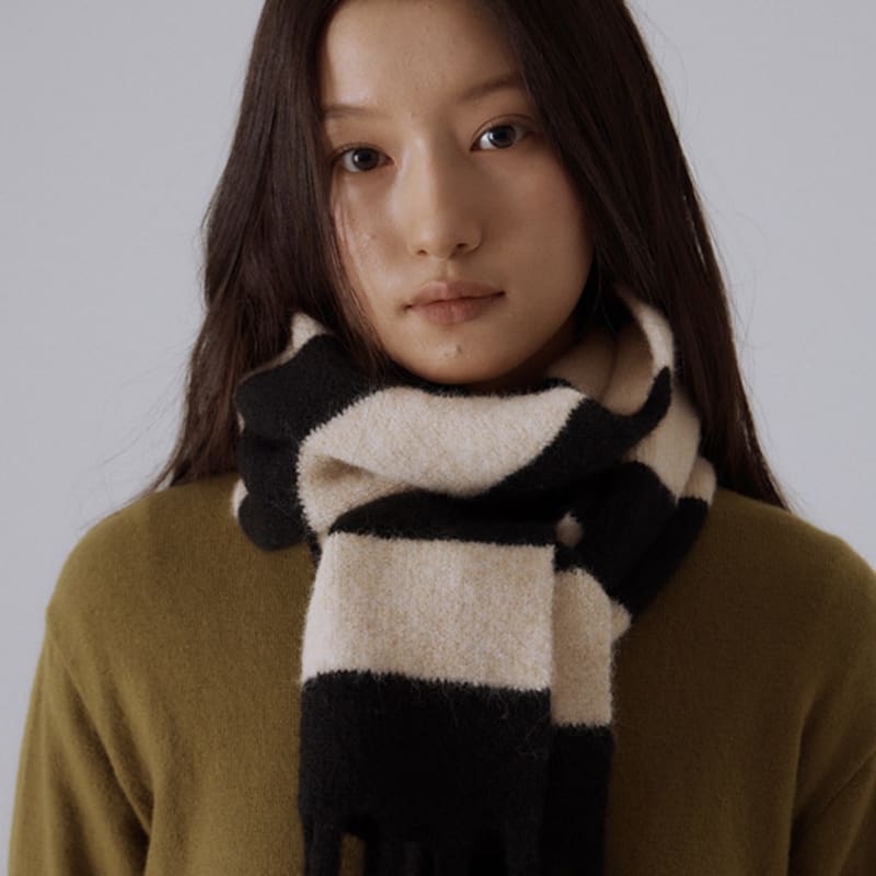 SILN Bold stripe knit muffler (OAT/BLACK)