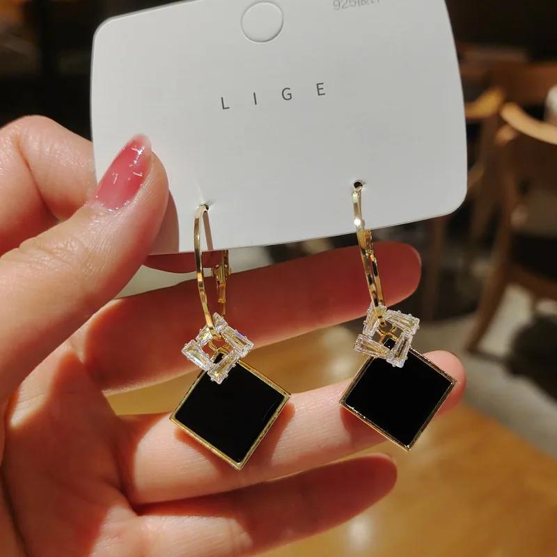 Fashion Trend Unique Design Elegant Exquisite Light Luxury Rhombus Zircon Earrings Female Jewelry Party Premium Gift