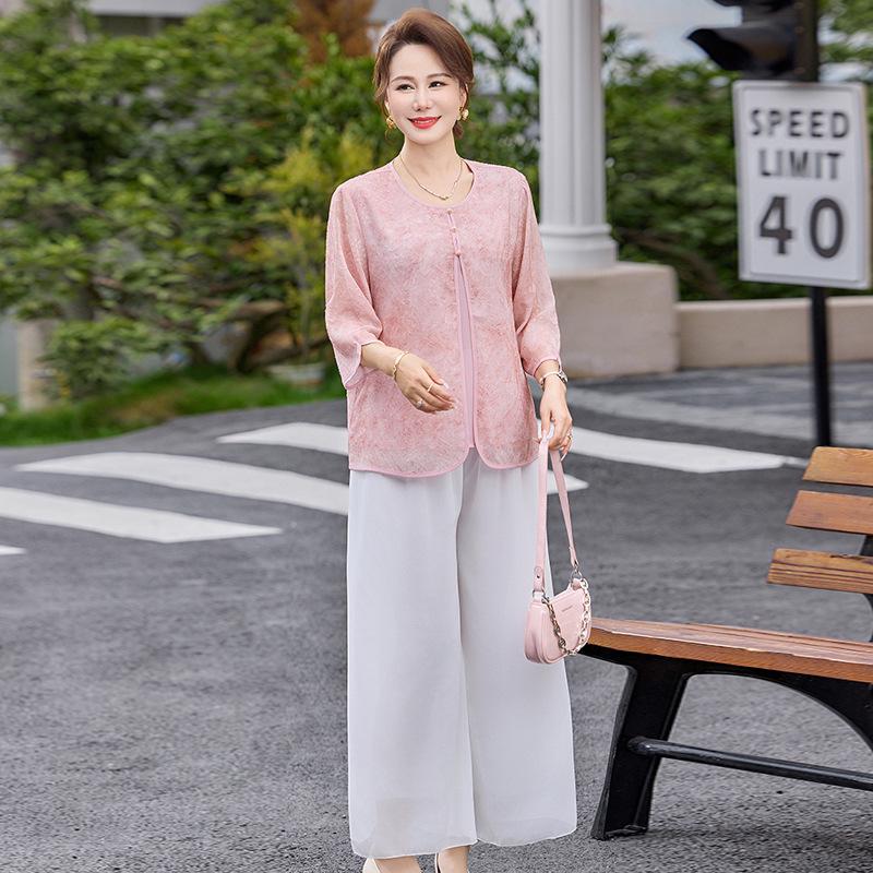 Mom s Wear 2026 Summer Collection: Stylish Loose-Fit Chinese Style Top for Middle-Aged Women XL (Weight 90-105 Jin)