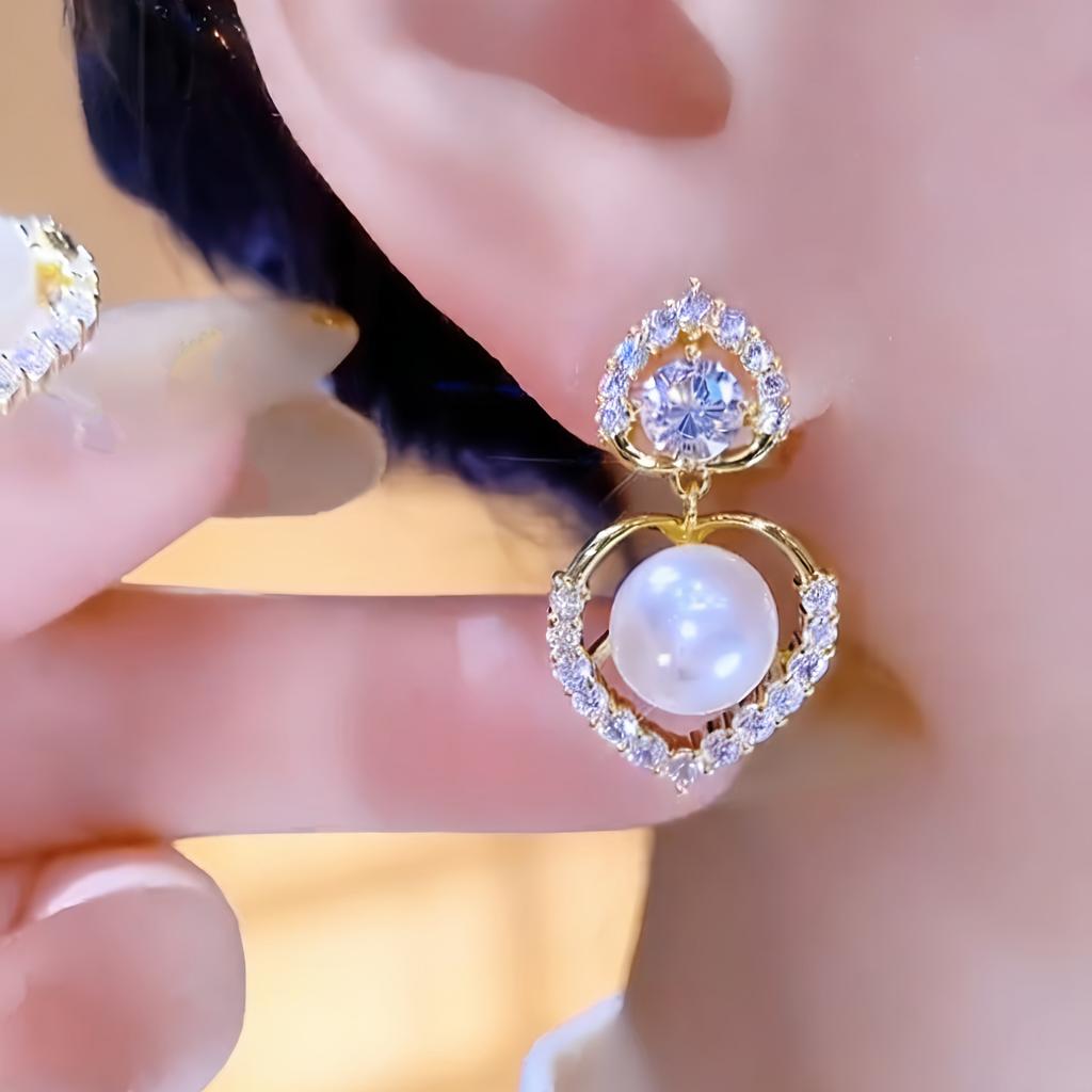 Korean High-end Earrings, Pearl Earrings, Light Luxury Love Zircon Earrings, Exquisite, Fashionable and Versatile Earrings