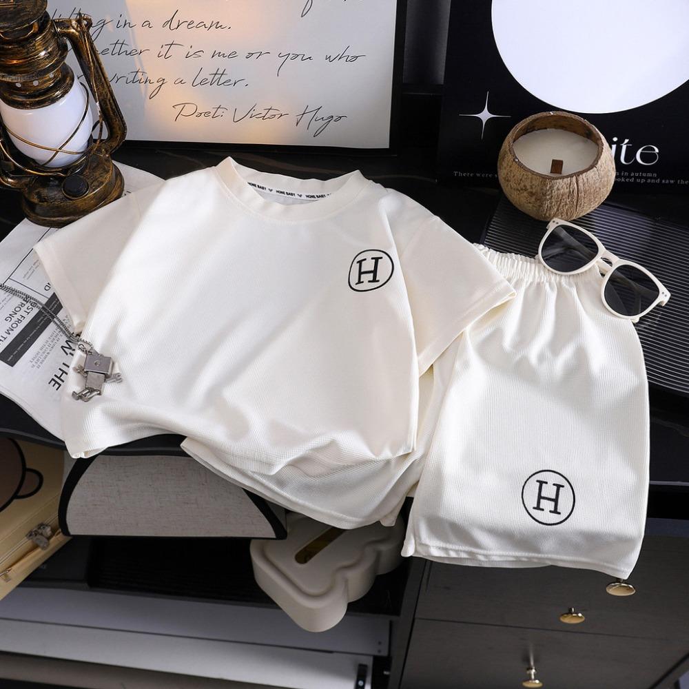 

Children s casual short sleeved T-shirt loose short sleeved set 140