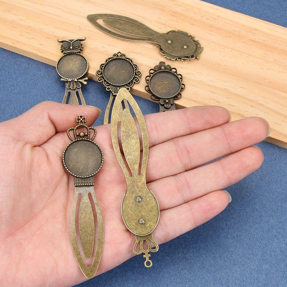 Vintage Bronzelegierung Lesezeichen Cabochon-Basis Cameo-Fassungen Retro Handgefertigtes Lesezeichen Antik-Bronze-Farbe Oval Eule Buchclips