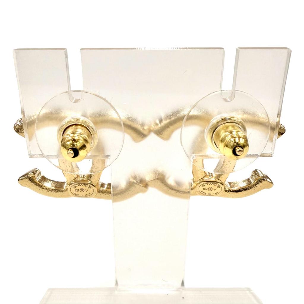 Great CHANEL Pierce Gold Women B24V ABB375 Used