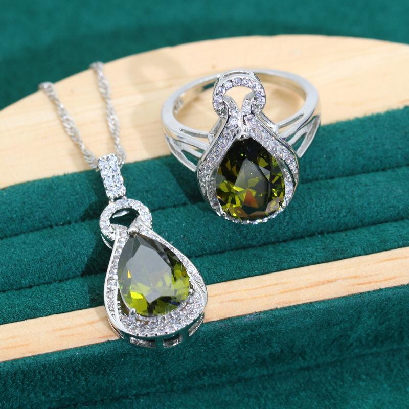 Style Hot Jewelry In Europe and Zircon Bracelets Earrings Rings Bridal Accessories Set