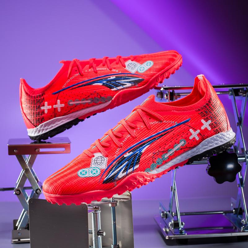 Low-top thorn 15 football shoes World Cup tf broken nails artificial turf AG nails leather foot training shoes for male and female students
