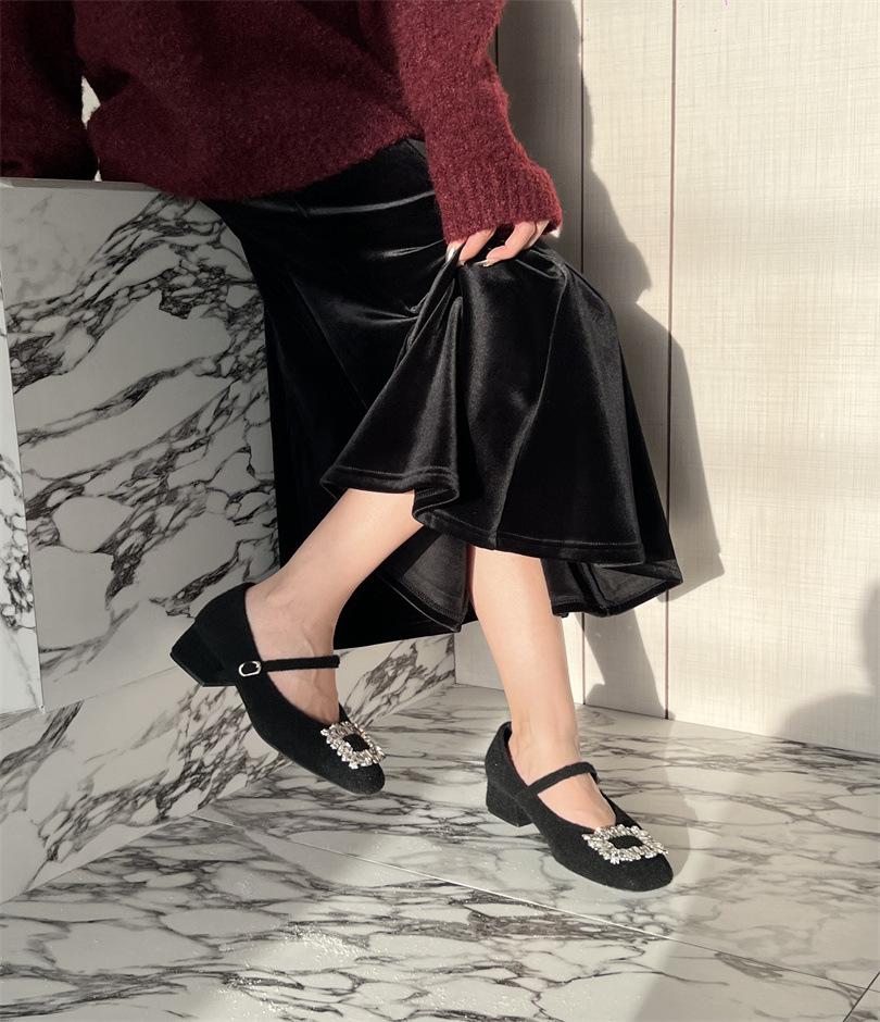 2025 autumn and winter new rhinestone square buckle thick heel versatile temperament single shoes gentle laden shoes French Mary Jane shoes women