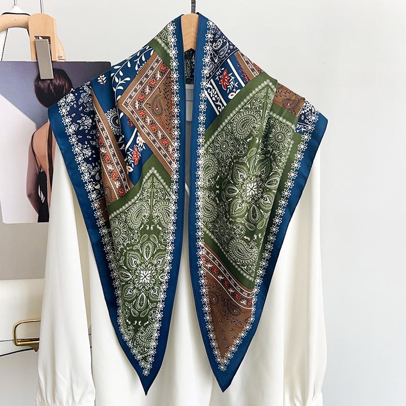 Retro Old Money Wind Cashew Flower Triangle Scarf Fashion High-end Silk Scarf Summer Thin Versatile Decorative Scarf Fart Curtain