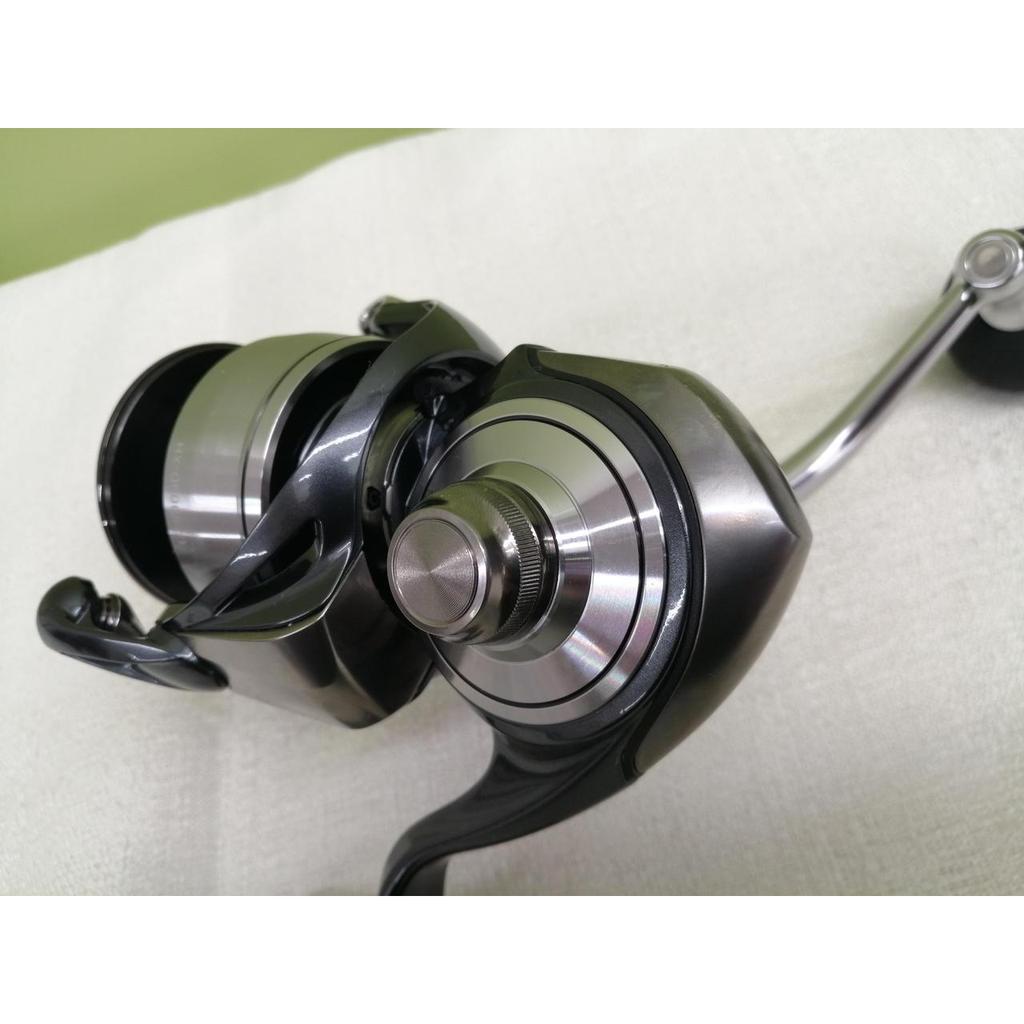 Used DAIWA 24 CERTATE LT5000D-XH spinning reel