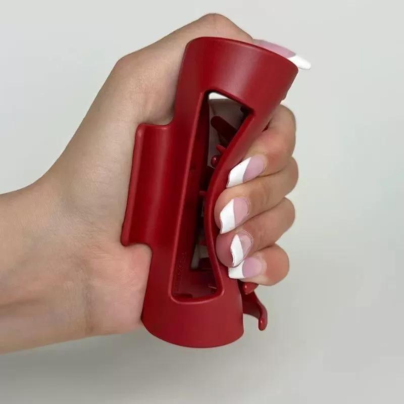 

Large Soft Silicone Hair Claw Clips Simple Fashion Versatile Items Hair Grab Shark Hair Clip червоний