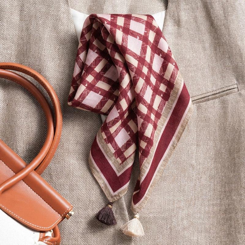 New 71 polka dot small square scarf silk scarf women's Korean velvet double-sided hanging ear neck protection small scarf scarf shawl