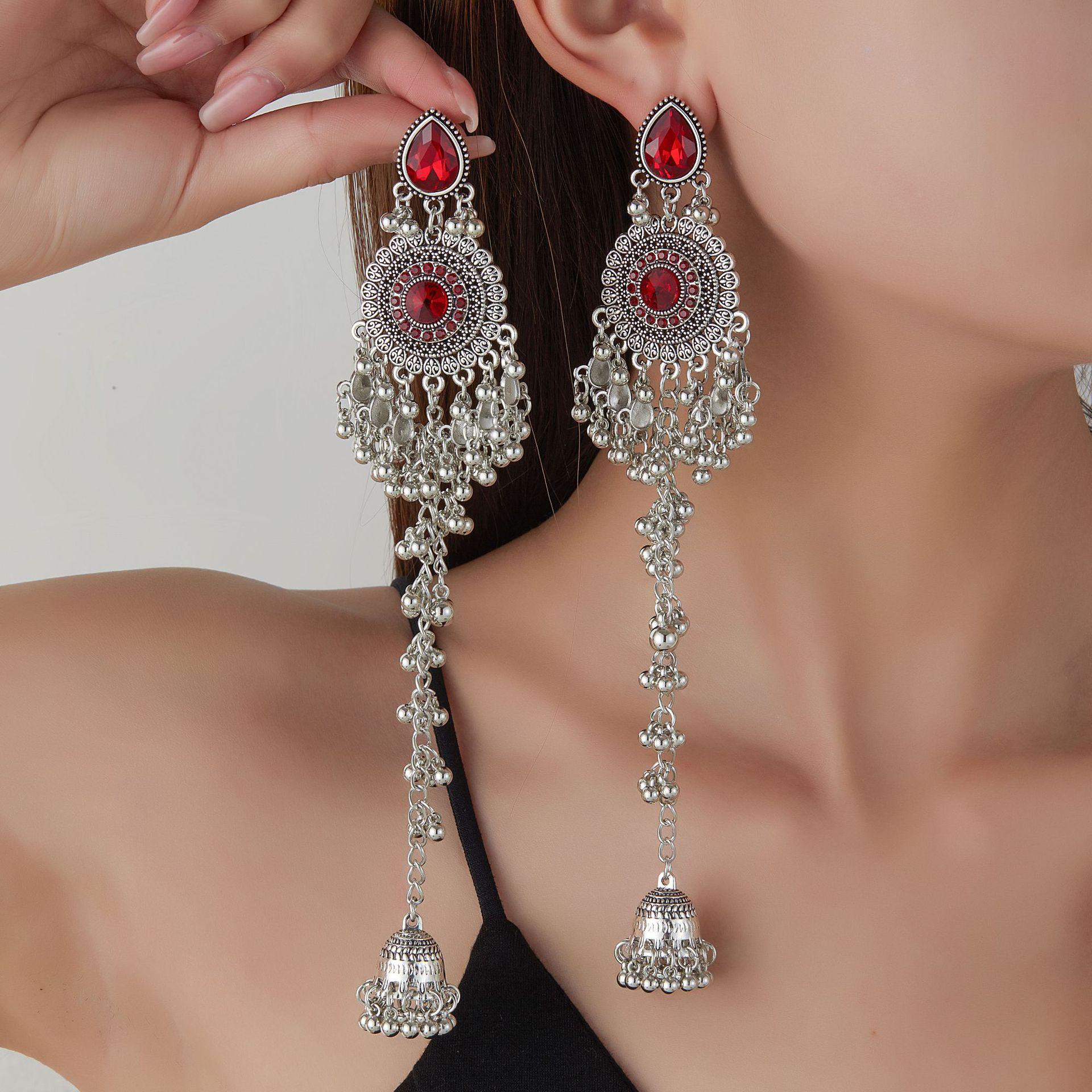 European & American Retro Bohemian Rhinestone Pearl Tassel Earrings