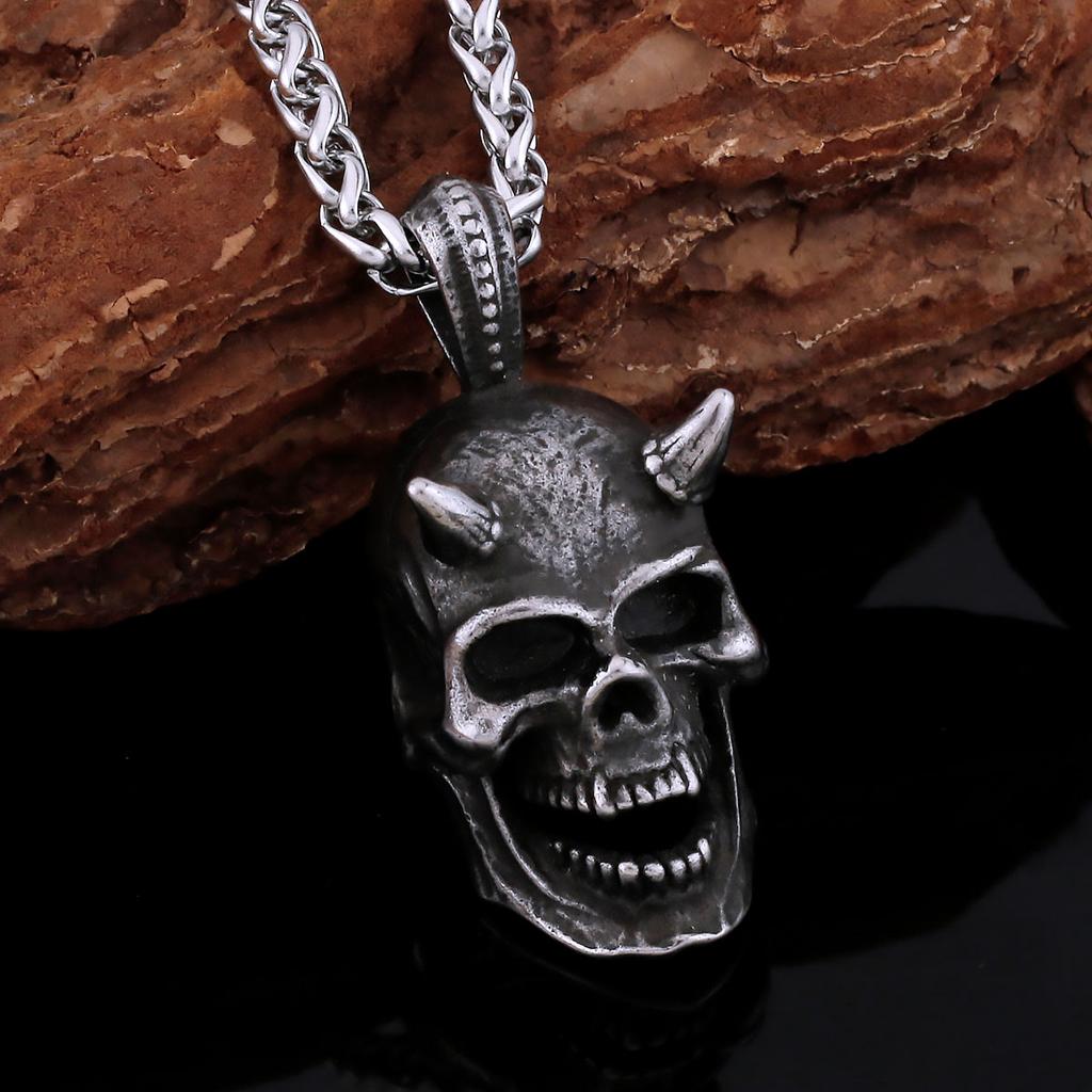 Creativo Collar de Acero Inoxidable 316L Calavera Fantasma Vintage Vikingo para Hombre Moda Neo-Gótica Rock Fiesta Colgante Amuleto Joyería