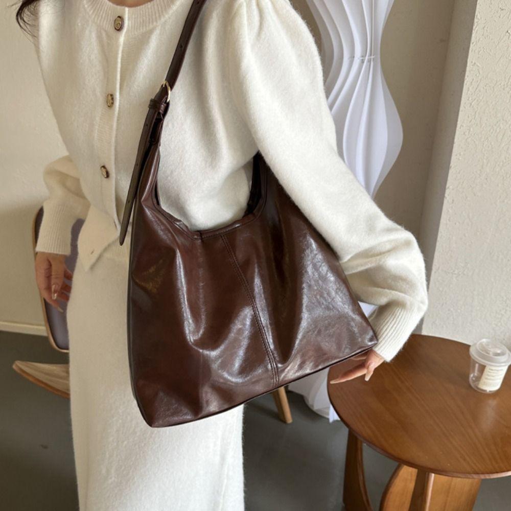 Large Capacity Soft Leather Tote Bag Solid Color Vintage Underarm Bag Commuting Shoulder Bag  Lady