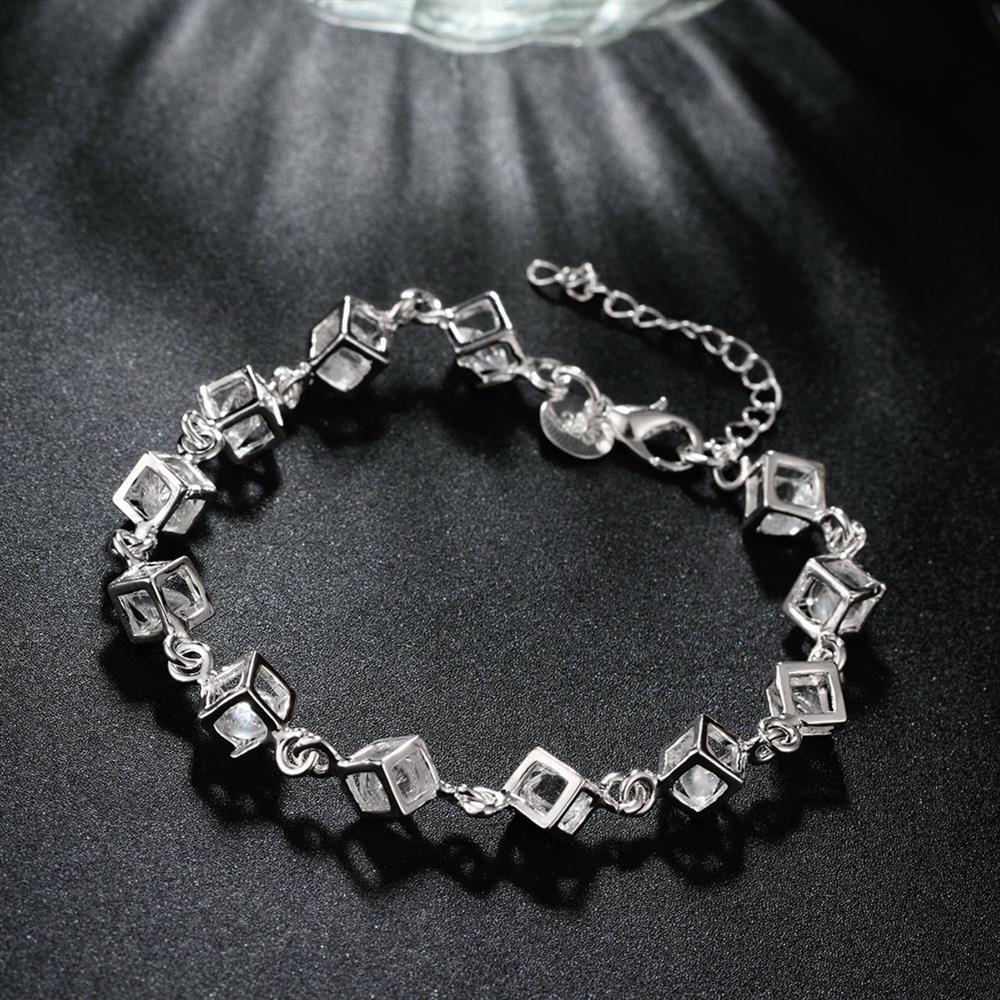 High Quality 925 Sterling Silver Shining Crystal Lattice Bracelet for Woman Popular Fine Luxury Jewelry Wedding Party Gifts