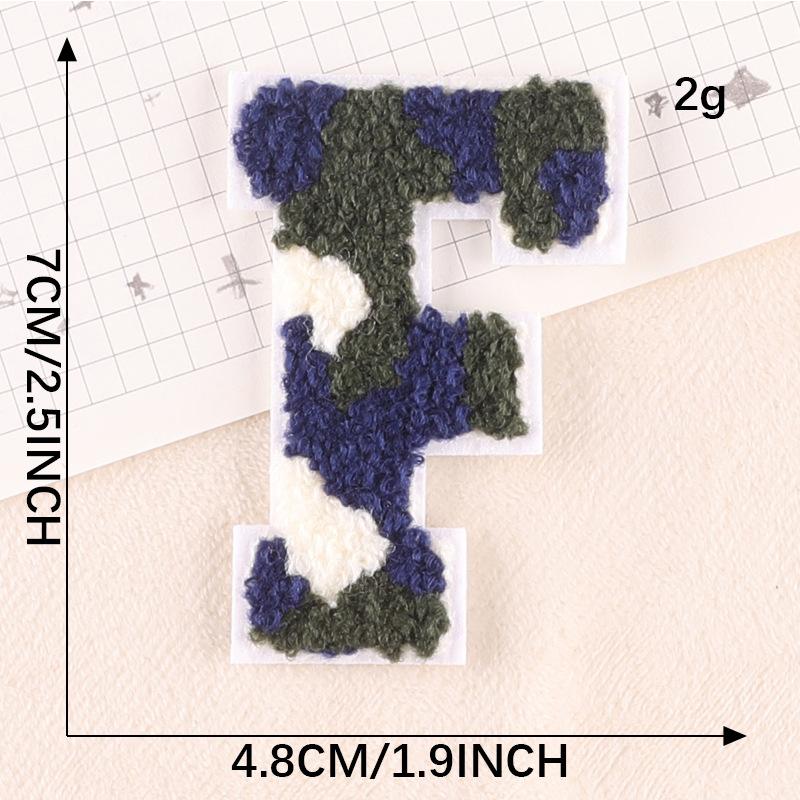Computerstickerei Handtuchstickerei Stoffetikett Camouflage Englisches Alphabet Handkonto DIY Patch Zubehör Chenille Stickstoffaufkleber