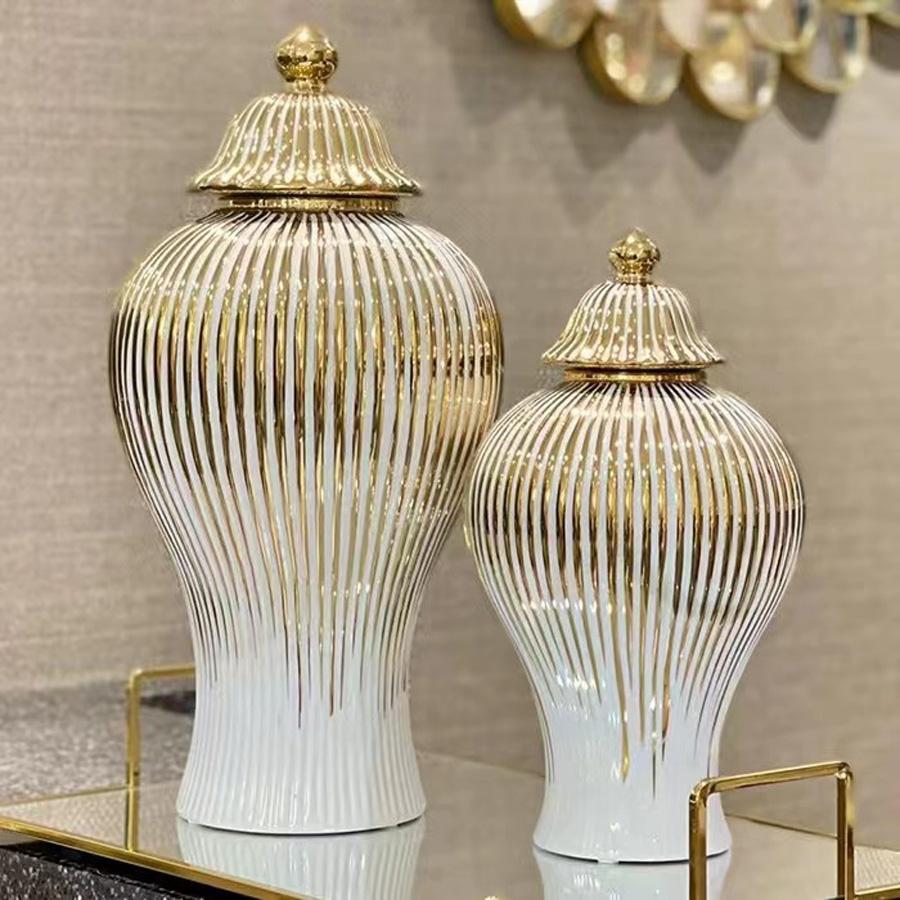Ceramic Ginger Jar Golden Stripes Decorative General Jar Vase Porcelain Storage Tank with Lid Handicraft Home Decoration Vases