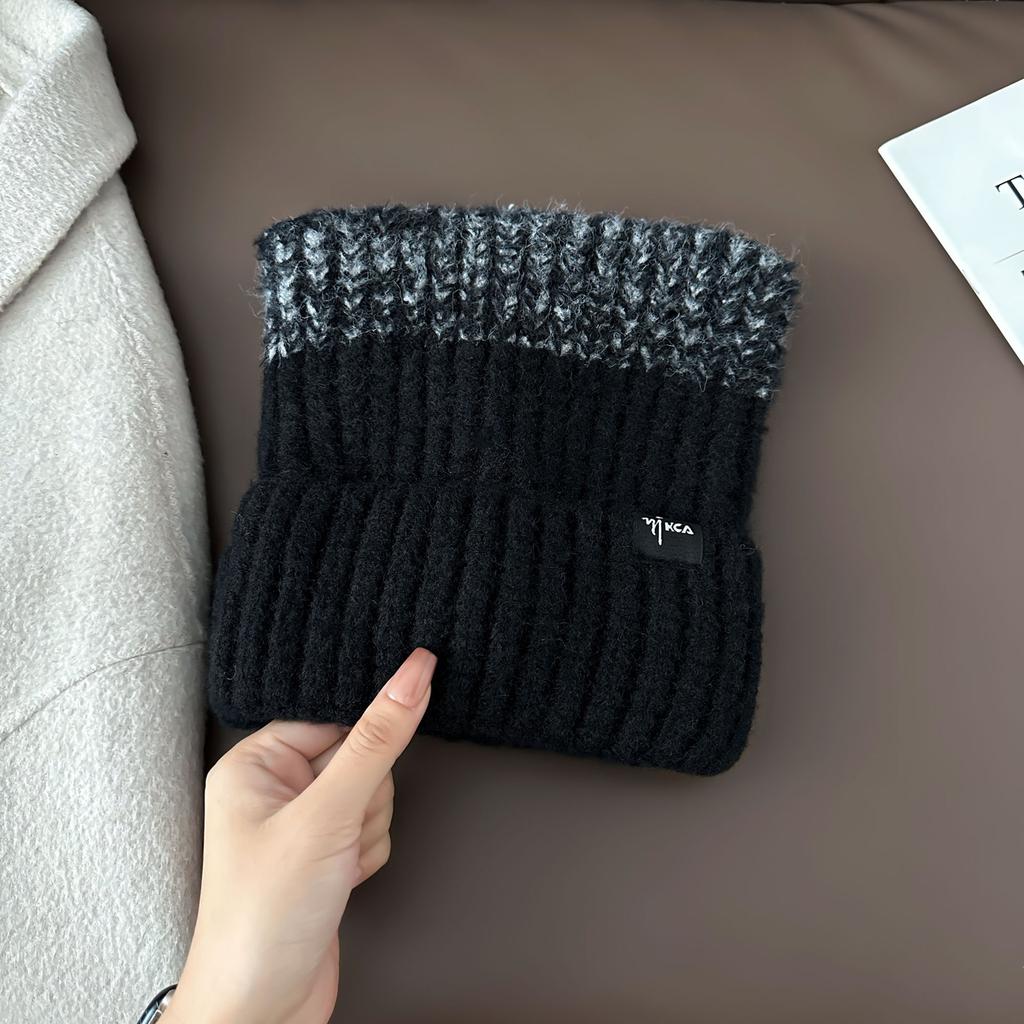 2025 Season Cute Cat Ears Plush Knitted Hat Women's Cold and Warm Ear Protection Hat Shows Small Face
