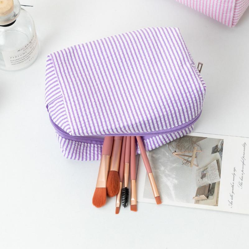 Stripe Seersucker Cosmetic Bag Fashion Women Cosmetic Bag Zipper Storage Makeup Case Travelling Pouch Organizer for Lady