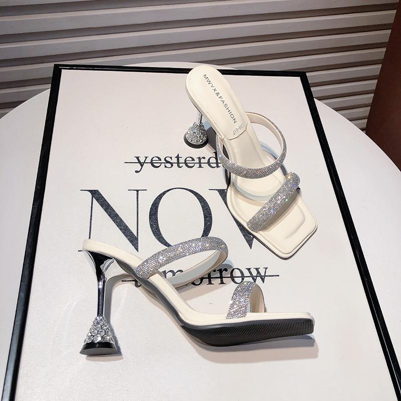 

Летние хрустальные шлепанцы с узким ремешком для женщин, модные, с открытым носком, элегантные, для вечеринок, на высоком каблуке 35 бежевый