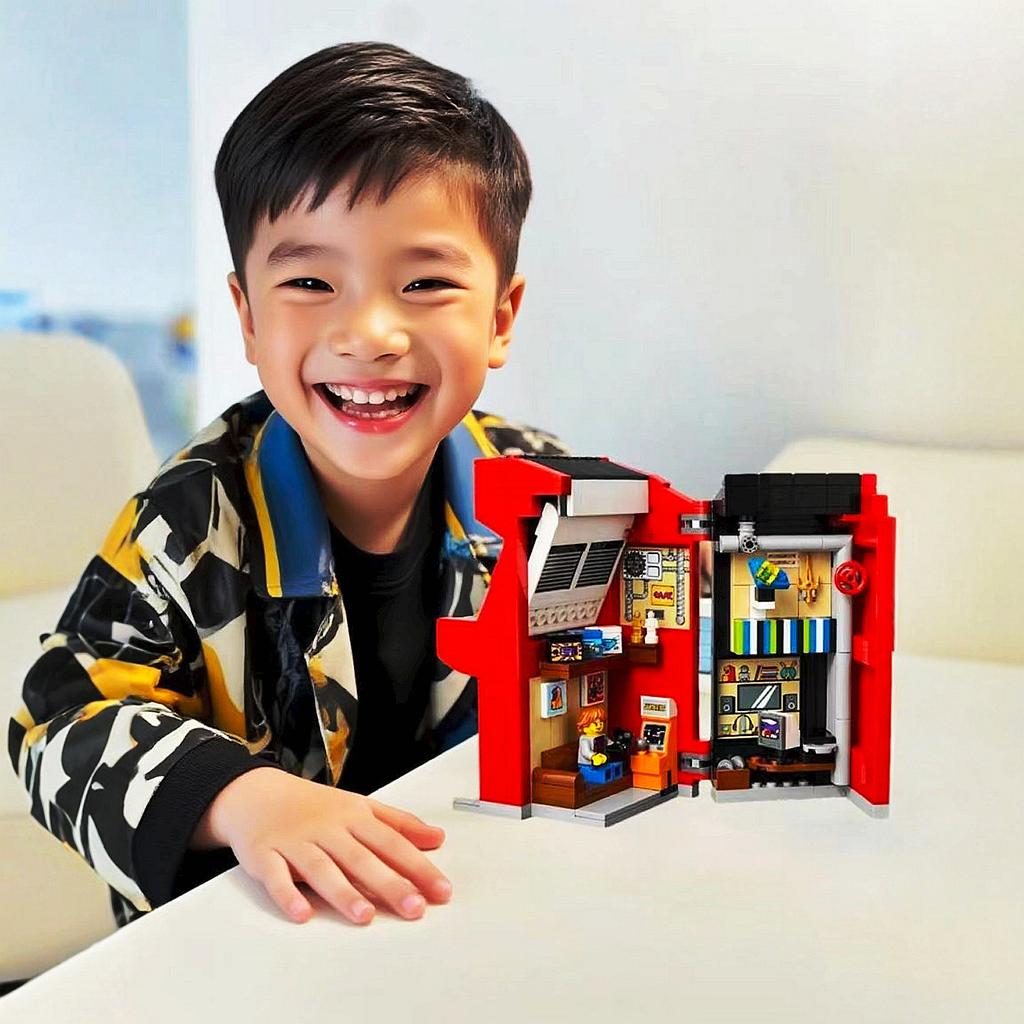 Arcade-Automat (40805) LEGO Minifigur Retro Gaming für Kinder ab 12 Jahren Erwachsene Fans 468 Teile Geburtstag Weihnachtsgeschenk