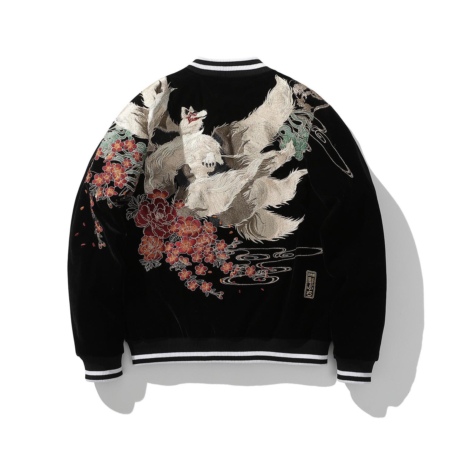Huaxia Junpin Nine-Tailed Embroidered Men`s Casual